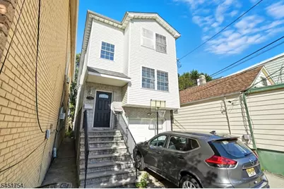 87 Cottage St, Bayonne, NJ 07002 - Photo 1