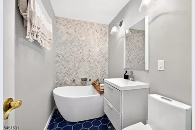 15 Edison Ave, Nutley, NJ 07110 - Photo 27
