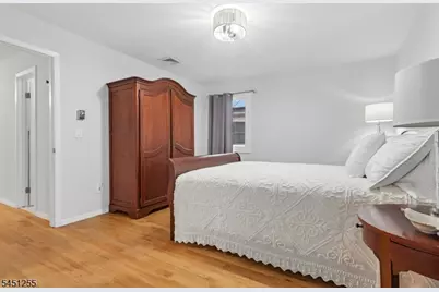 29 N 8th St, Kenilworth, NJ 07033 - Photo 11