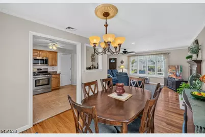 105 Mountainview Dr, Clifton, NJ 07013 - Photo 9