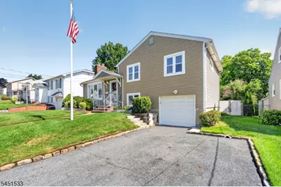 105 Mountainview Dr, Clifton, NJ 07013 - Photo 3