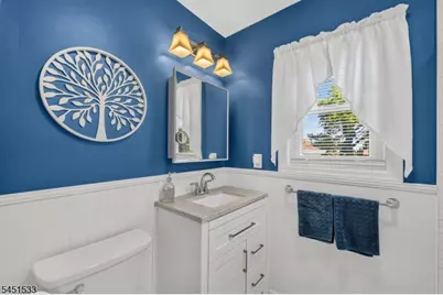105 Mountainview Dr, Clifton, NJ 07013 - Photo 19