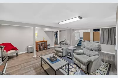 105 Mountainview Dr, Clifton, NJ 07013 - Photo 23