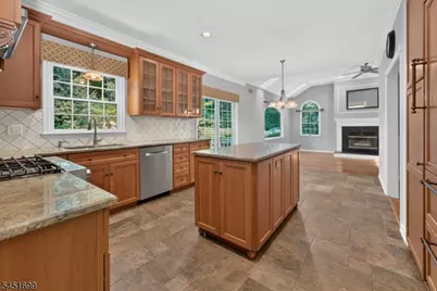 11 Devonald Dr, Bethlehem Township, NJ 08802 - Photo 7
