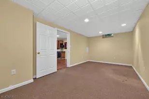 11 Devonald Dr, Bethlehem Township, NJ 08802 - Photo 27