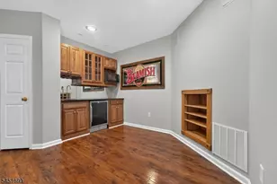 11 Devonald Dr, Bethlehem Township, NJ 08802 - Photo 23