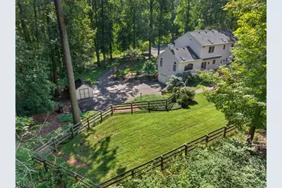 11 Devonald Dr, Bethlehem Township, NJ 08802 - Photo 33