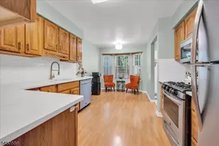 107 Choctaw Ridge Rd, Branchburg Township, NJ 08876 - Photo 13