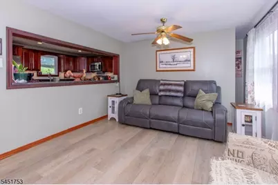 125 Layton Rd, Wantage, NJ 07461 - Photo 3