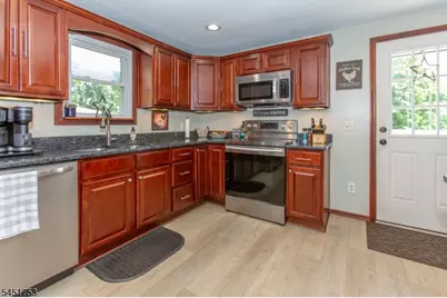 125 Layton Rd, Wantage, NJ 07461 - Photo 5