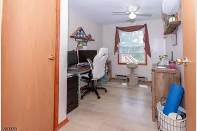 125 Layton Rd, Wantage, NJ 07461 - Photo 9