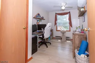 125 Layton Rd, Wantage, NJ 07461 - Photo 9