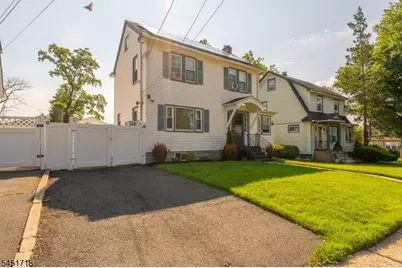 331 Thompson Avenue, Roselle, NJ 07203 - Photo 3