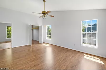 17 Bacorn Rd, Raritan Township, NJ 08822 - Photo 29