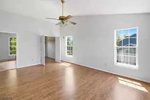 17 Bacorn Rd, Raritan Township, NJ 08822 - Photo 29