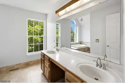 17 Bacorn Rd, Raritan Township, NJ 08822 - Photo 31
