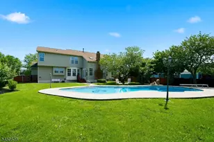 17 Bacorn Rd, Raritan Township, NJ 08822 - Photo 43