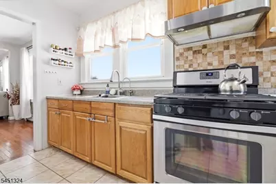 621 Spruce St, Roselle, NJ 07203 - Photo 7