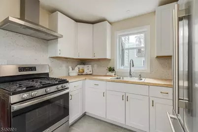 1018 Grandview Ave, Westfield, NJ 07090 - Photo 9