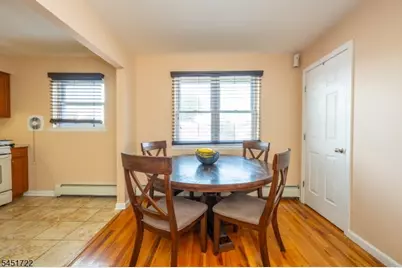24 Manchester Ct, Wayne Twp., NJ 07470 - Photo 7