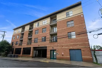 15-19 Tichenor Ln #403, Newark, NJ 07114 - Photo 1