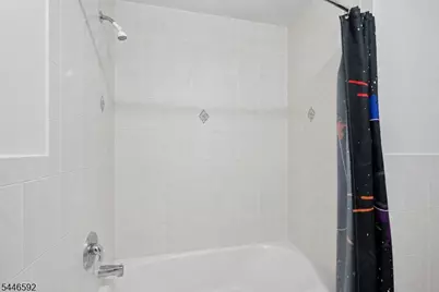 15-19 Tichenor Ln #403, Newark, NJ 07114 - Photo 15