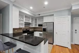 15-19 Tichenor Ln, Newark, NJ 07114 - Photo 7