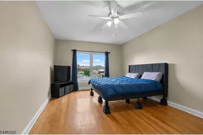 15-19 Tichenor Ln #403, Newark, NJ 07114 - Photo 19