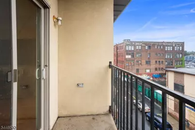 15-19 Tichenor Ln #403, Newark, NJ 07114 - Photo 11