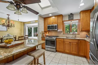357 Foxwood Rd, Union Township, NJ 07083 - Photo 9