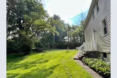 96 Burnet Rd, Florham Park, NJ 07940 - Photo 11