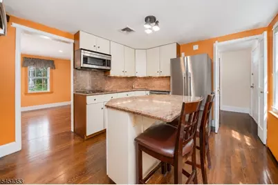 14 Brook Ct, Summit, NJ 07901 - Photo 5