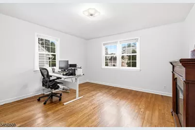 28 Kenz Ter, West Orange Township, NJ 07052 - Photo 13
