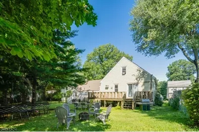 1 Westview Ave, Roseland, NJ 07068 - Photo 35