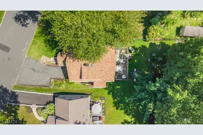 1 Westview Ave, Roseland, NJ 07068 - Photo 41