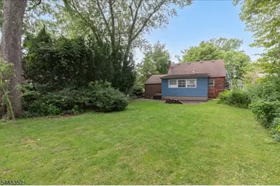 43 Iroquois Rd, Cranford Township, NJ 07016 - Photo 27