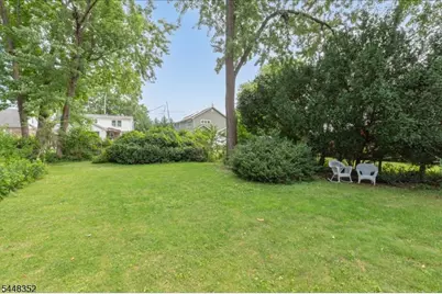43 Iroquois Rd, Cranford Township, NJ 07016 - Photo 25