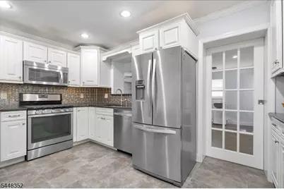 43 Iroquois Rd, Cranford Township, NJ 07016 - Photo 13