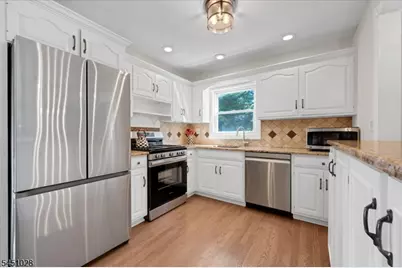 97 Ivy Ln, Bridgewater, NJ 08807 - Photo 15