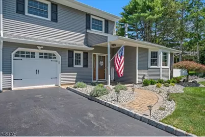 97 Ivy Ln, Bridgewater, NJ 08807 - Photo 3