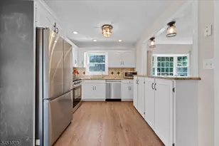 97 Ivy Ln, Bridgewater, NJ 08807 - Photo 17