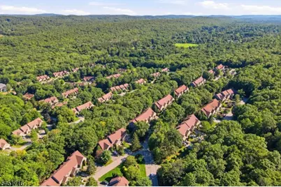 48D Beacon Hill R #D, West Milford, NJ 07480 - Photo 33