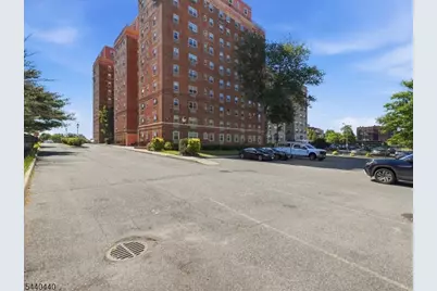 70 S Munn Ave #413, East Orange, NJ 07018 - Photo 23