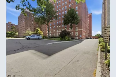 70 S Munn Ave #413, East Orange, NJ 07018 - Photo 21