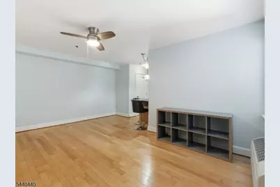 70 S Munn Ave #413, East Orange, NJ 07018 - Photo 11