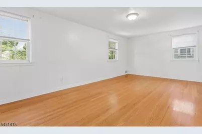 32 Locust Ave, Millburn, NJ 07041 - Photo 15