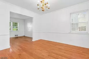 32 Locust Ave, Millburn, NJ 07041 - Photo 7