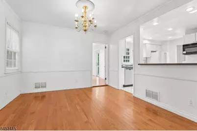 32 Locust Ave, Millburn, NJ 07041 - Photo 5