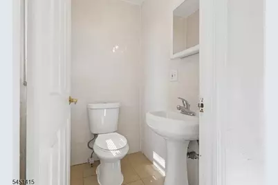 32 Locust Ave, Millburn, NJ 07041 - Photo 13