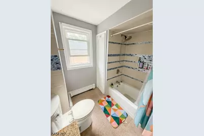 40 E Lincoln Ave, Roselle Park, NJ 07204 - Photo 15